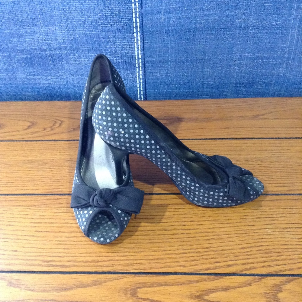 Apt. 9 heels